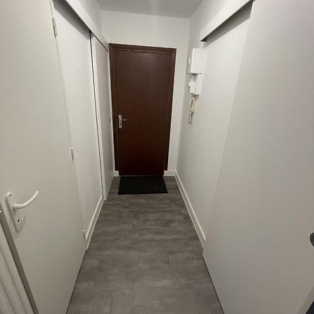 Logement Neuf A Proximite Du Centre Ville Avec Parking Limoges Exterior foto