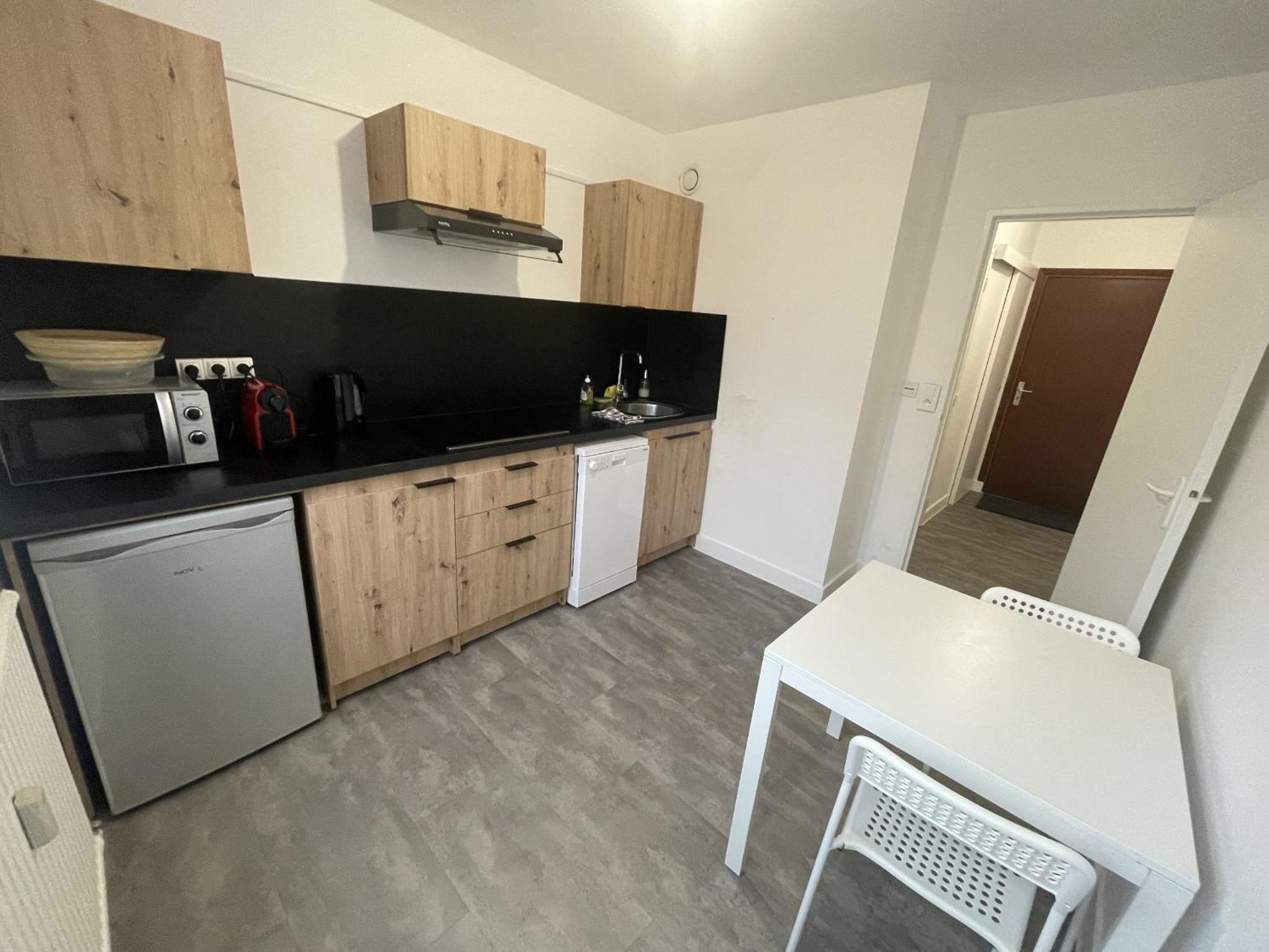 Logement Neuf A Proximite Du Centre Ville Avec Parking Limoges Exterior foto